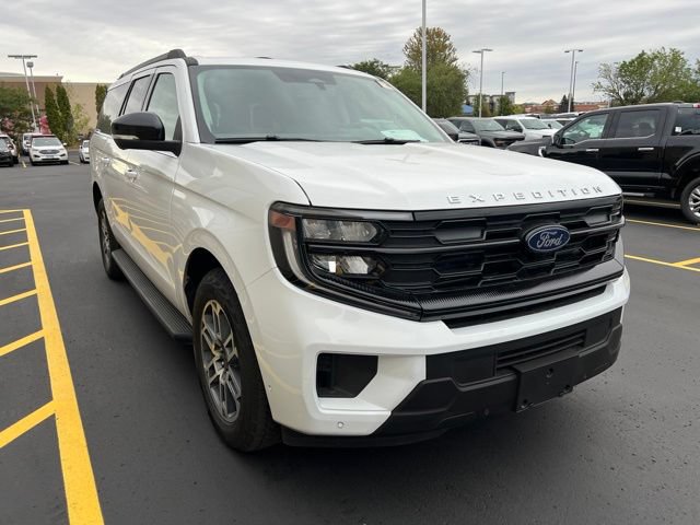 Certified 2025 Ford Expedition Max Active AWD/4WD image 1