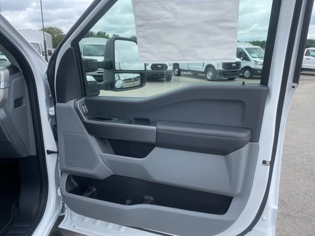 New 2026 Ford F350 XL image 54