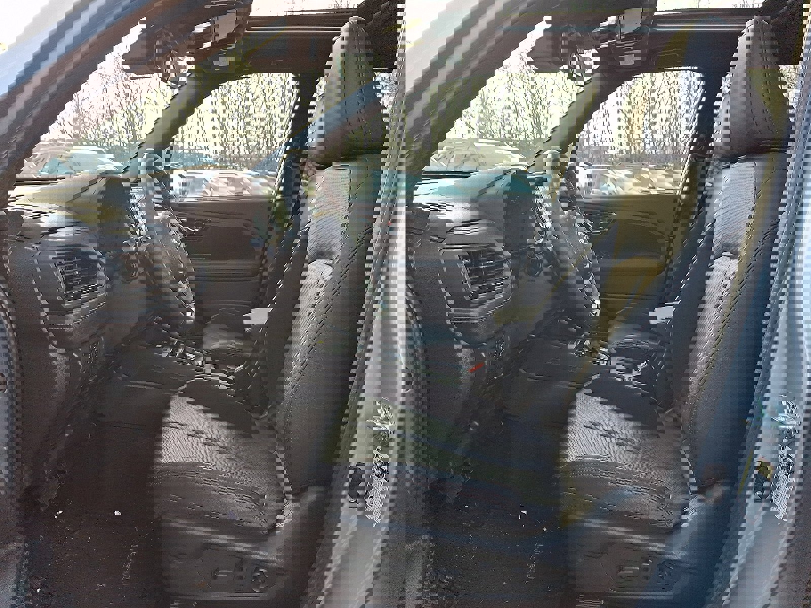 Used 2025 Subaru Forester Touring image 14