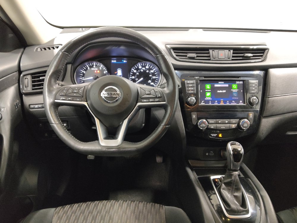 Used 2018 Nissan Rogue SV w/ Premium Package image 22
