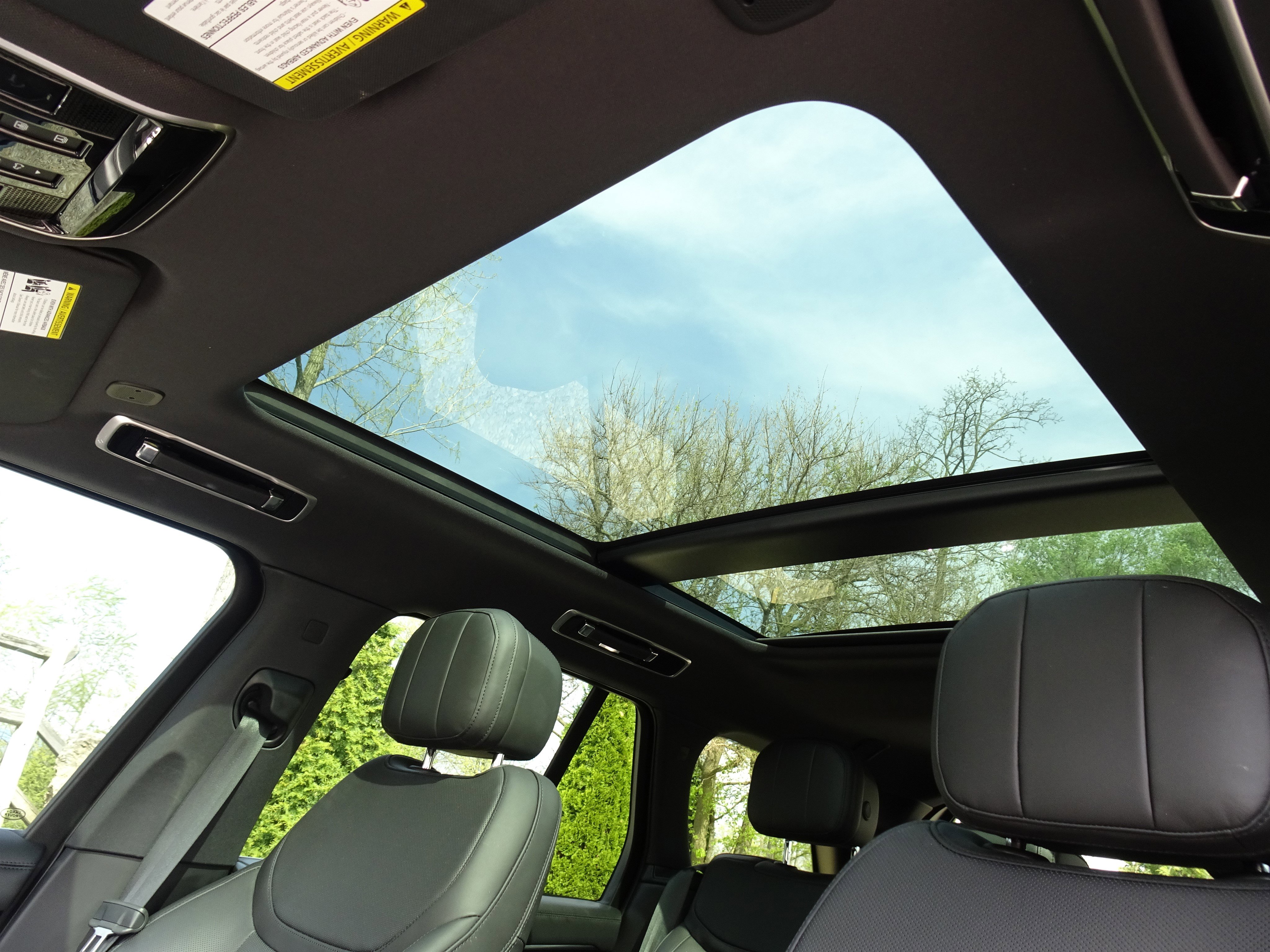 Certified 2024 Land Rover Range Rover SE AWD/4WD image 15