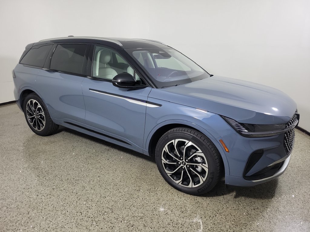 New 2026 Lincoln Nautilus Reserve AWD/4WD image 33