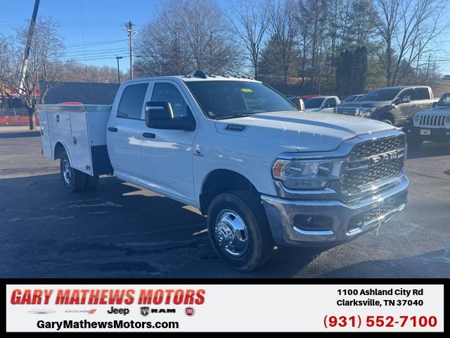 New 2024 RAM 3500 Tradesman w/ Chrome Appearance Group