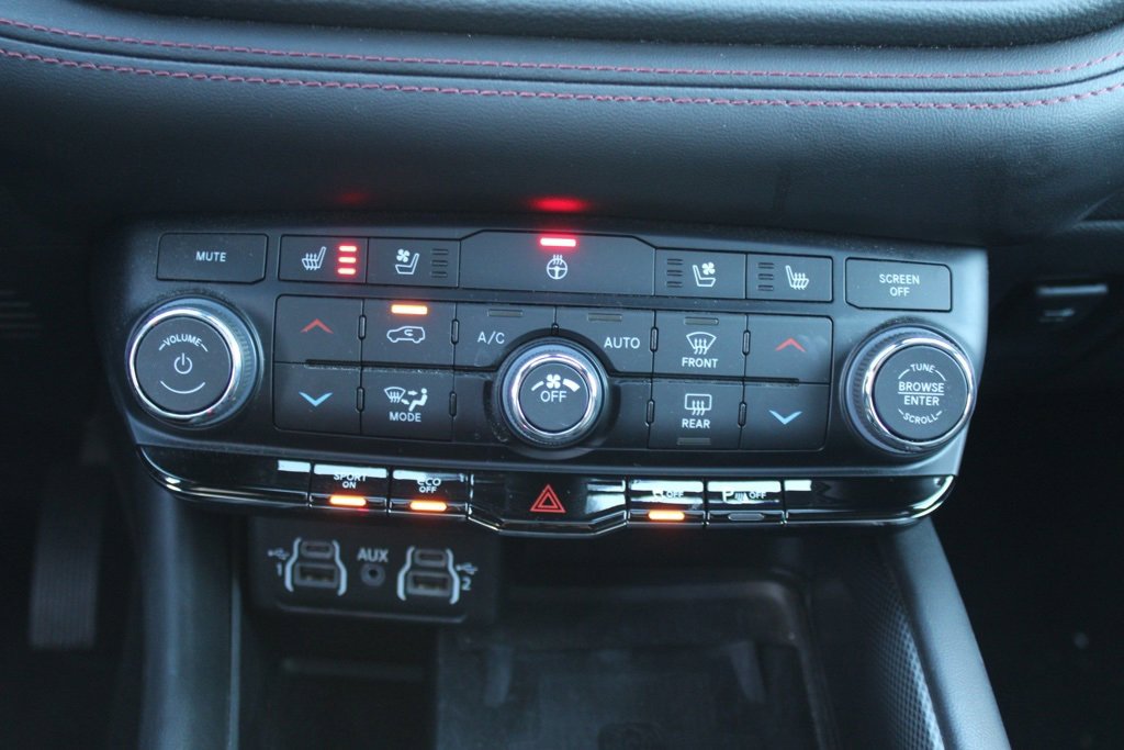 Used 2022 Dodge Durango R/T w/ Blacktop Package image 16