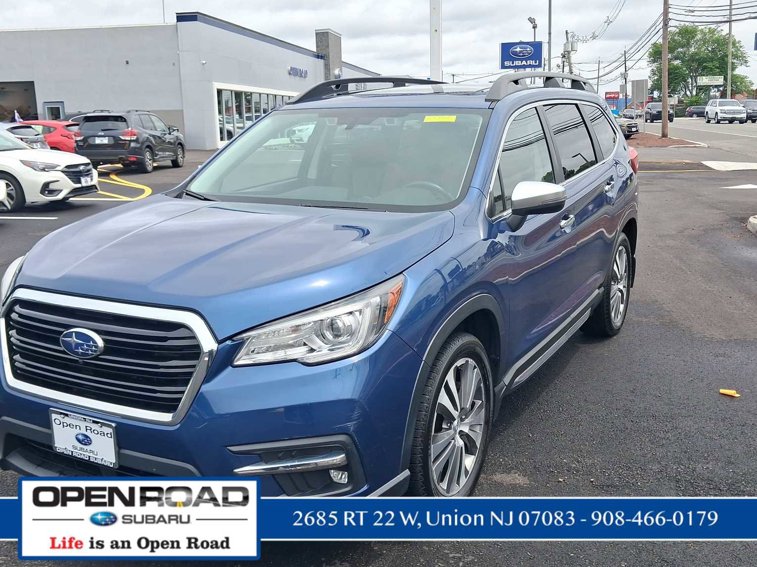 Used 2019 Subaru Ascent Touring AWD/4WD image 3