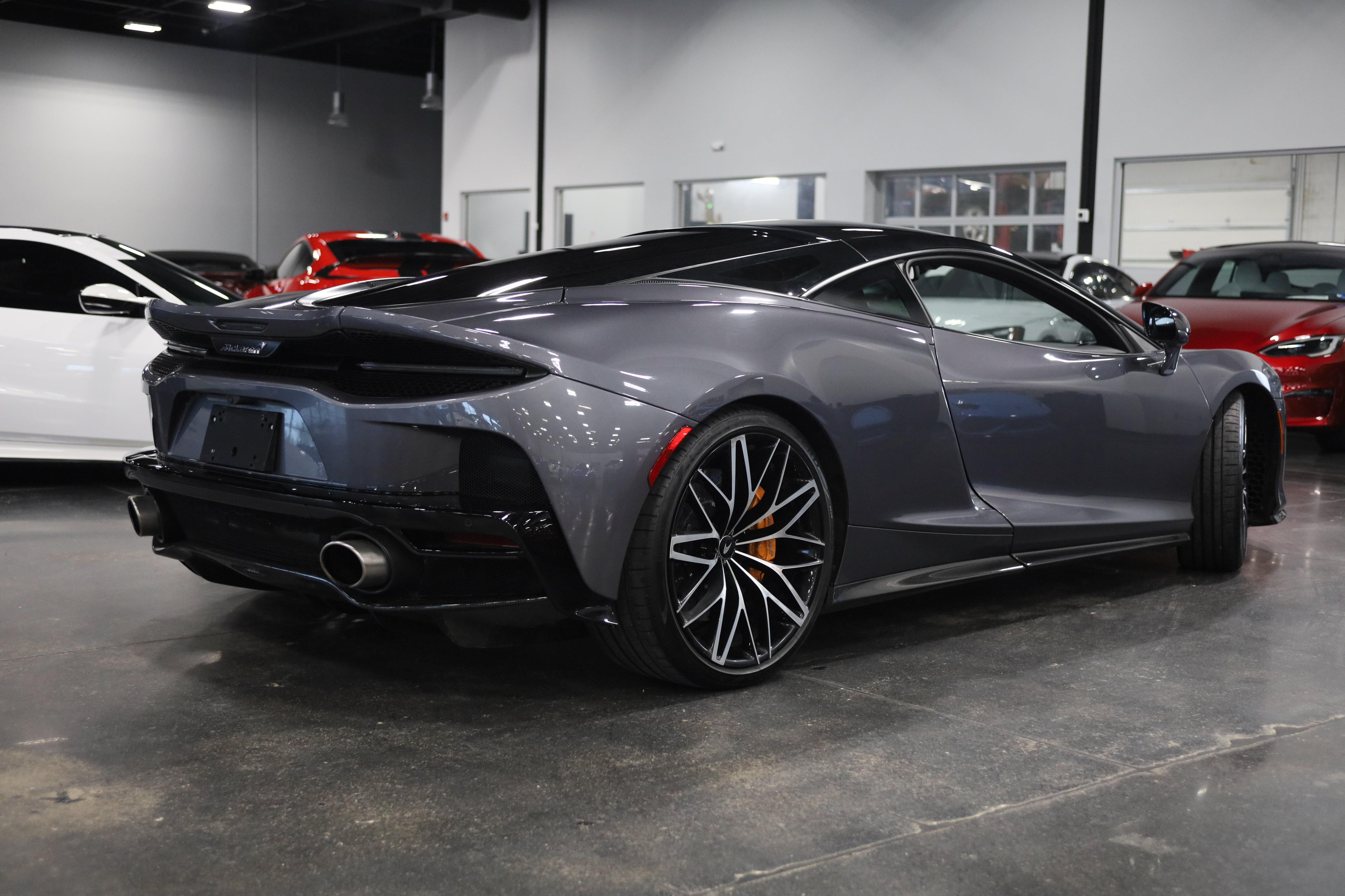 Used 2023 McLaren GT RWD image 6