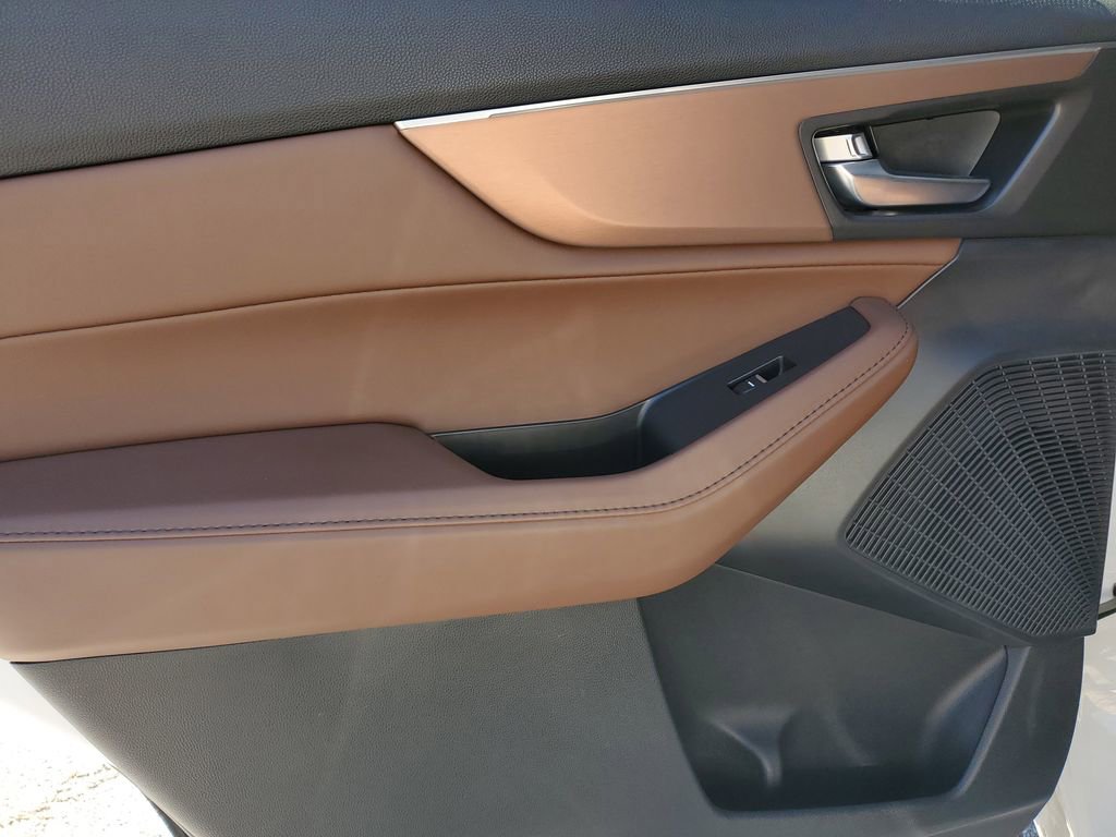 Certified 2023 Acura MDX FWD w/ Technology Package image 15
