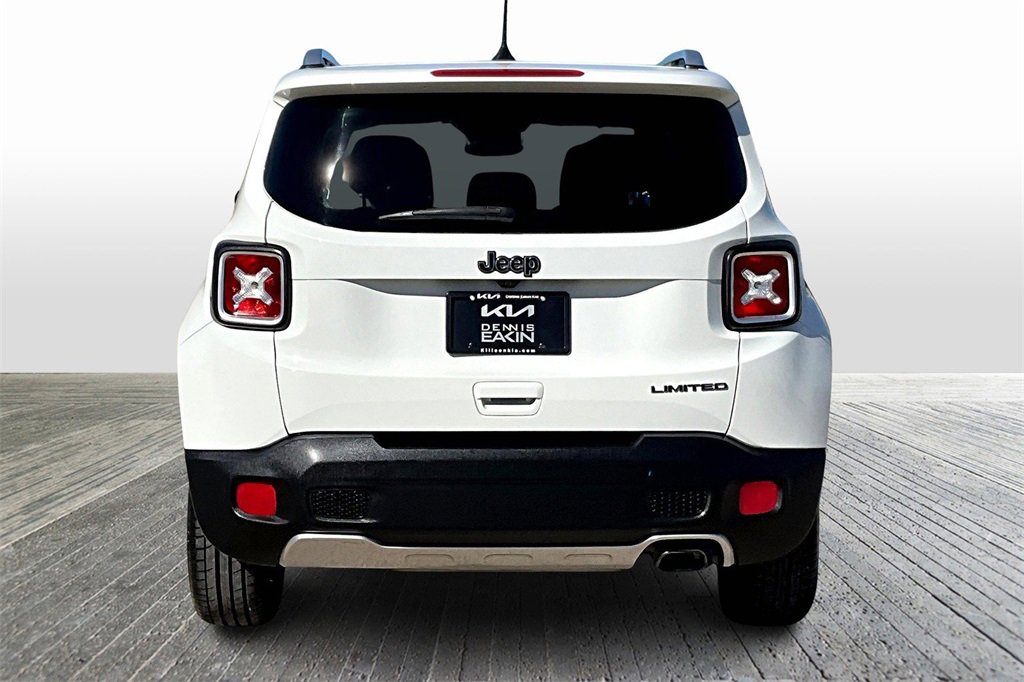 Used 2018 Jeep Renegade Limited w/ Safety & Security Group image 4