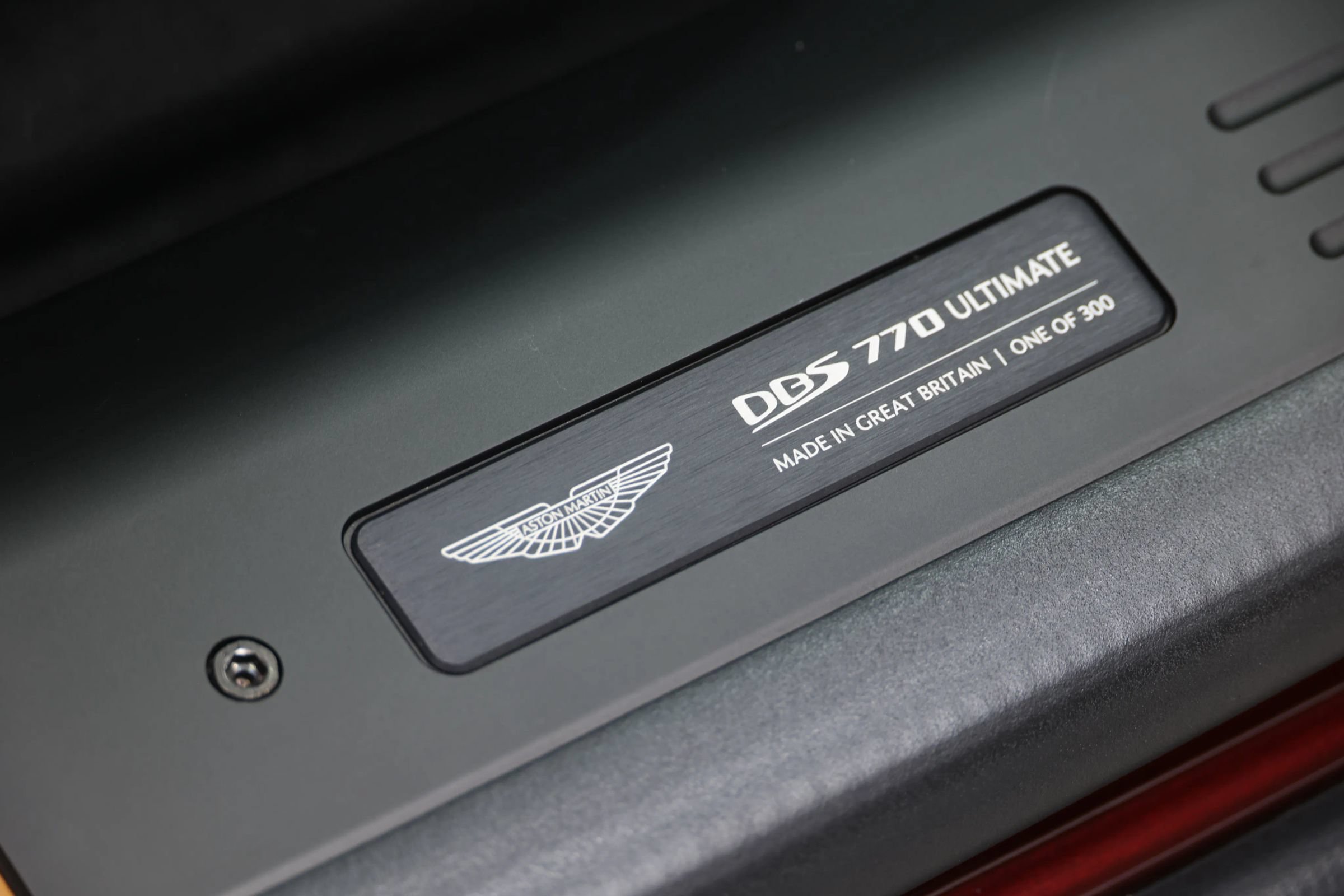Used 2023 Aston Martin DBS Coupe RWD image 98