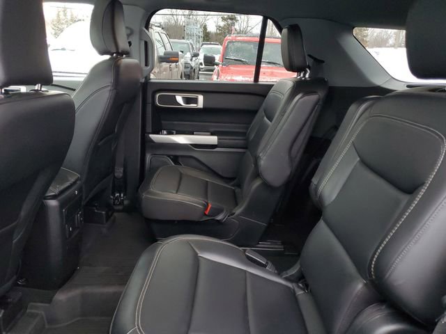 Certified 2023 Ford Explorer XLT w/ Equipment Group 202A image 26