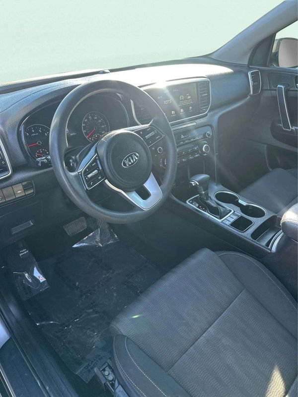 Used 2022 Kia Sportage LX AWD/4WD image 17