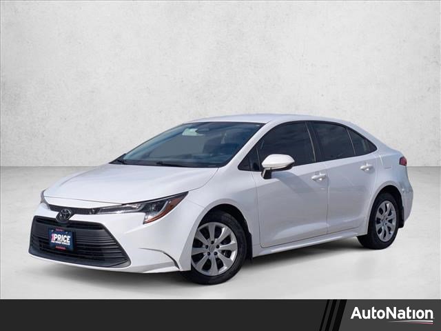 Used 2023 Toyota Corolla LE image 1