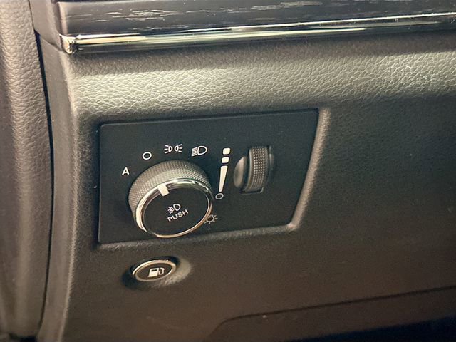 Used 2020 Jeep Grand Cherokee High Altitude image 11