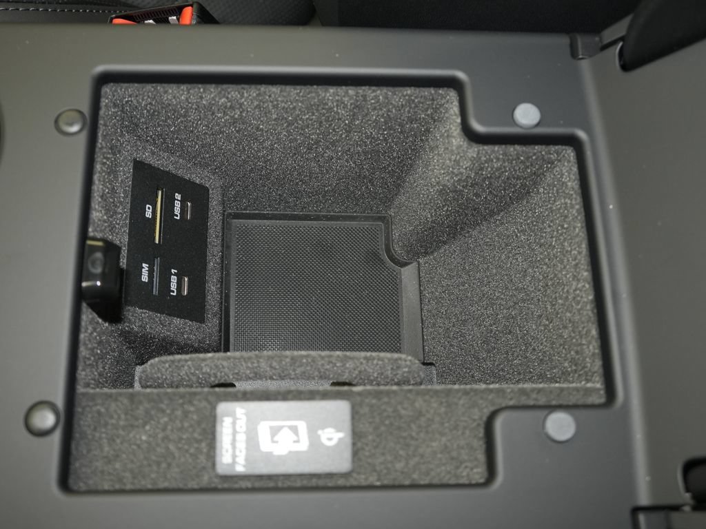 New 2026 Porsche Macan S AWD/4WD image 32