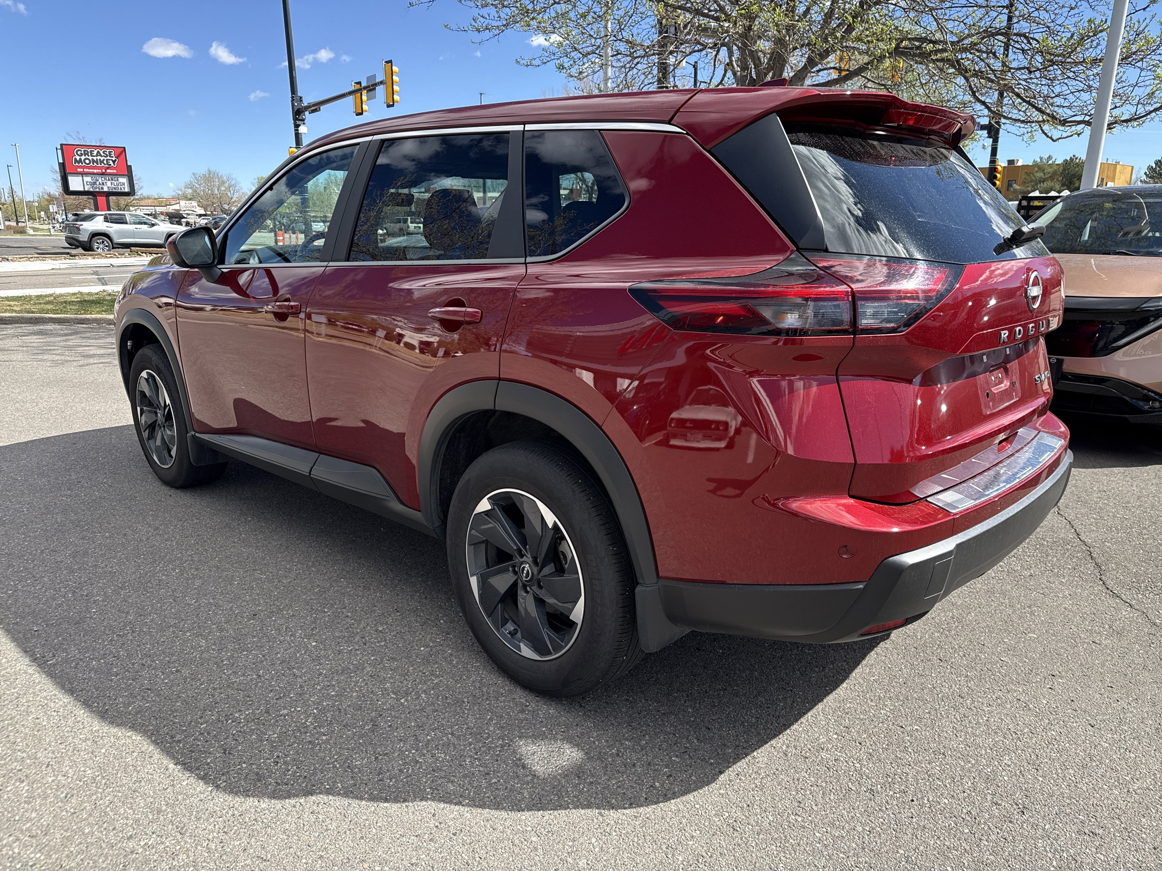 Certified 2024 Nissan Rogue SV AWD/4WD image 7