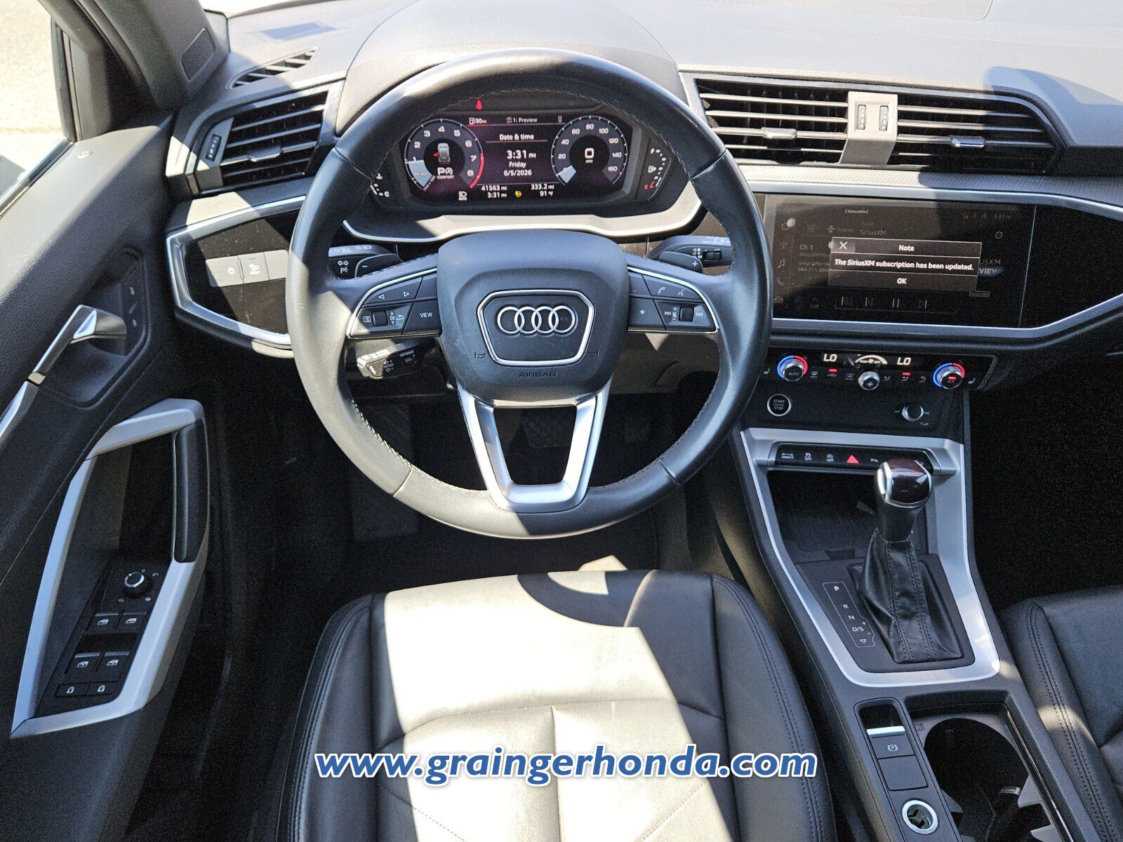 Used 2024 Audi Q3 2.0T Premium AWD/4WD image 12
