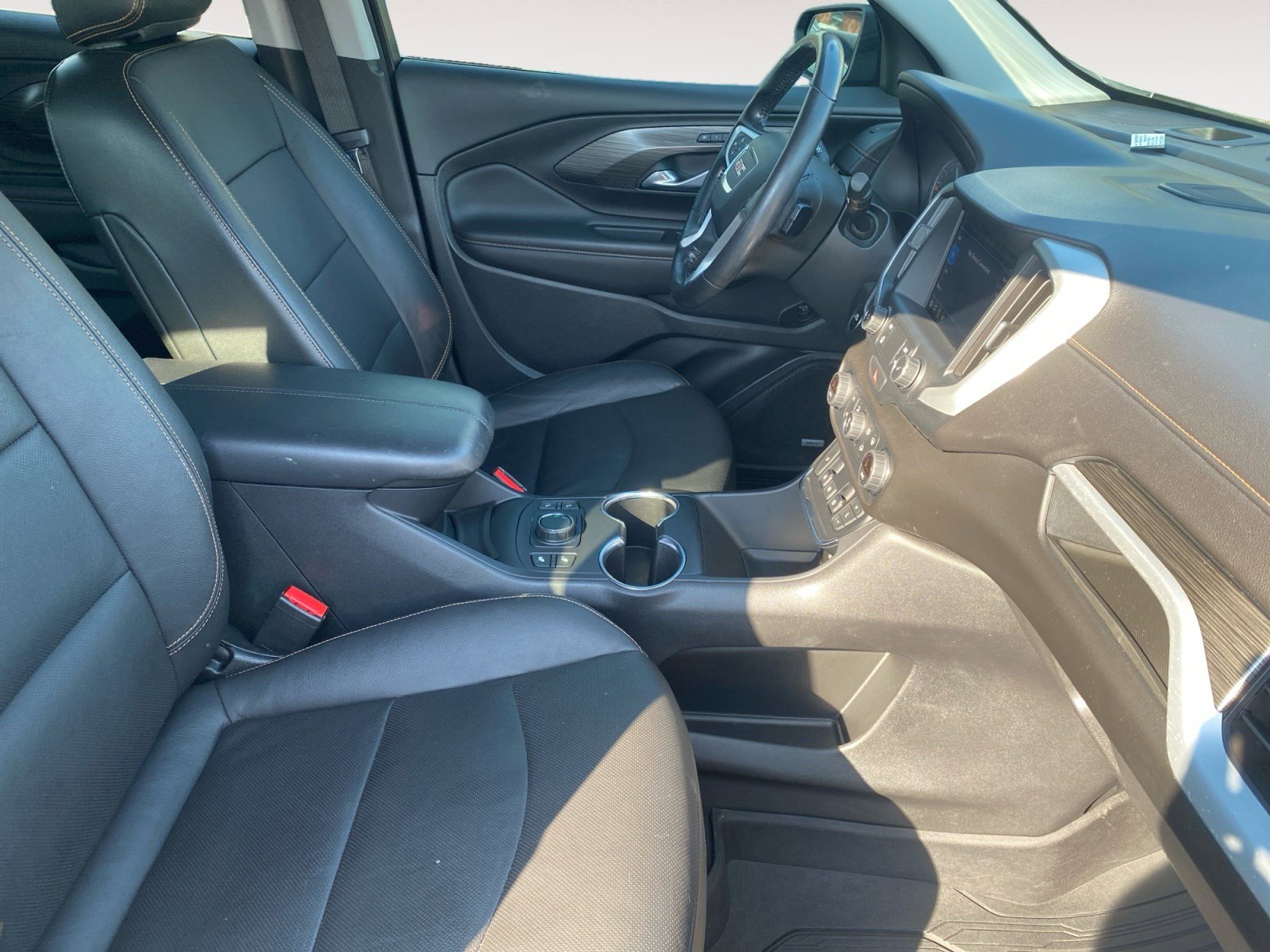 Used 2020 GMC Terrain SLT w/ Preferred Package image 13