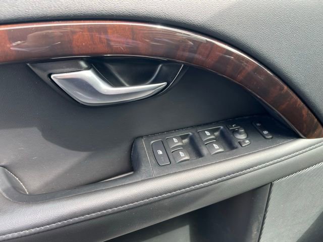 Used 2013 Volvo XC70 3.2 AWD/4WD image 13