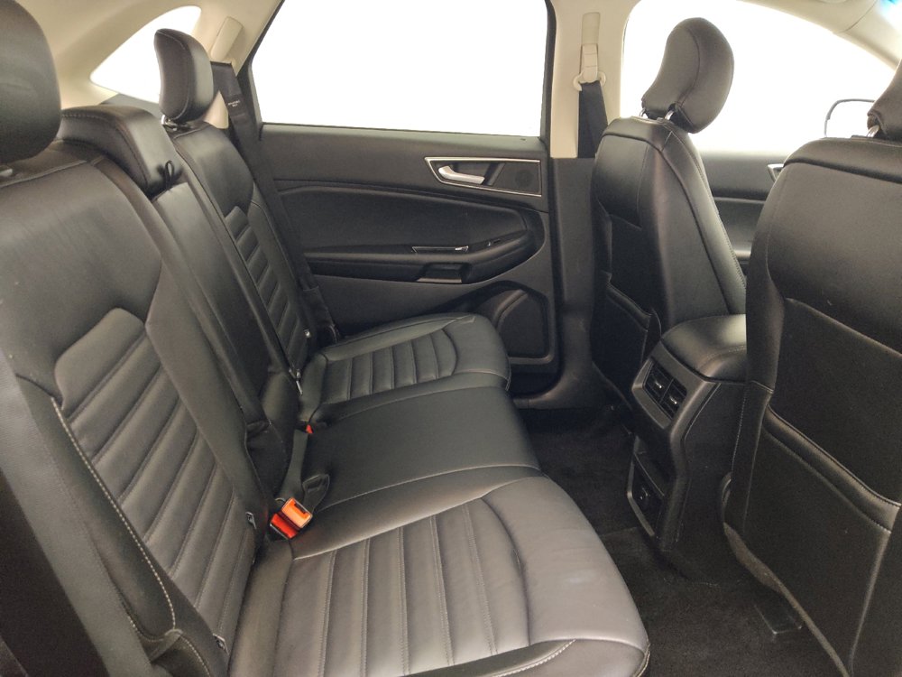 Used 2016 Ford Edge SEL w/ Equipment Group 201A FWD image 19