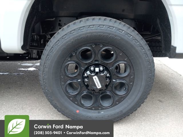 New 2026 Ford F250 Lariat w/ Black Appearance Package image 35