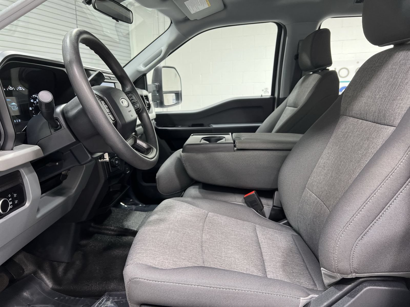 Used 2024 Ford F350 XL AWD/4WD image 11