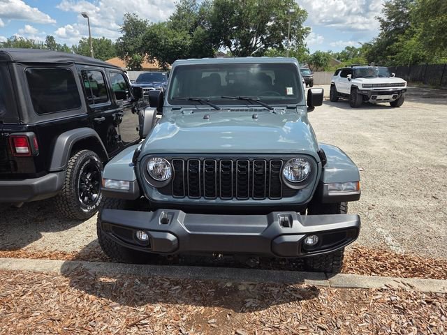 Certified 2024 Jeep Gladiator Sport AWD/4WD image 2