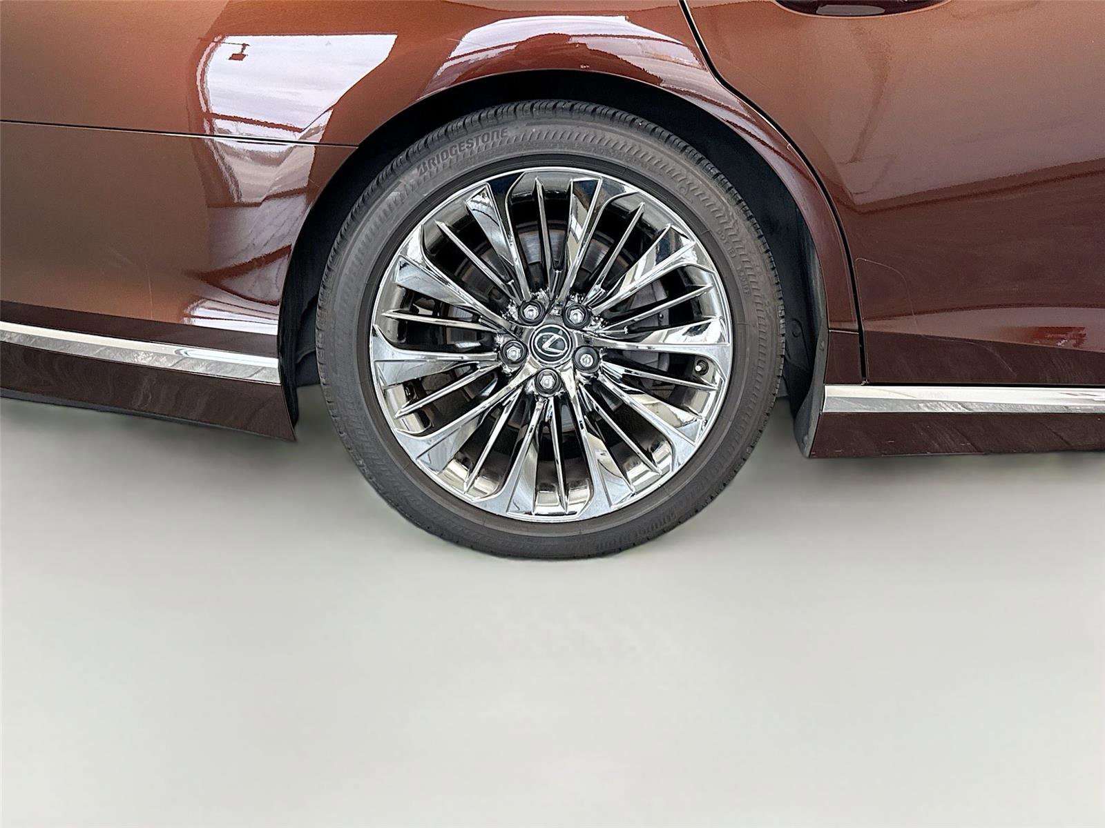 Used 2019 Lexus LS 500 w/ Interior Upgrade Package RWD image 20