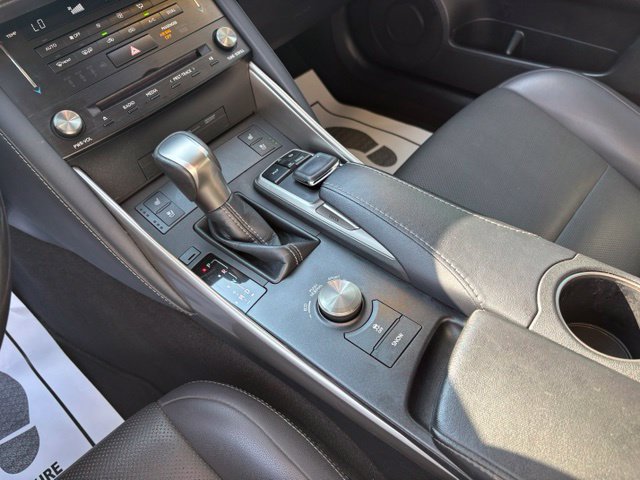 Used 2018 Lexus IS 300 w/ Comfort Package RWD image 23