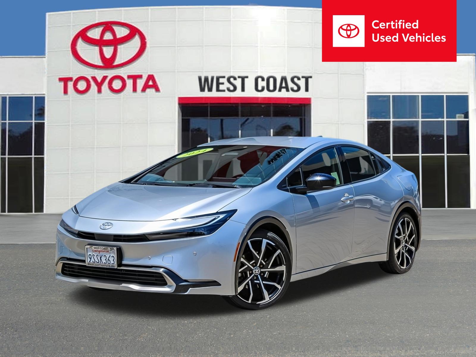 Certified 2024 Toyota Prius Prime FWD image 1