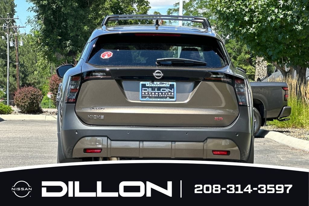 New 2026 Nissan Kicks SR w/ Cold Weather Package FWD image 8
