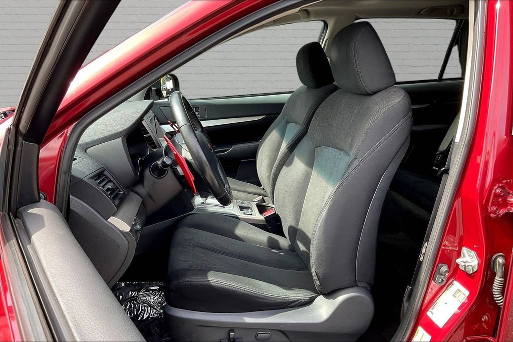 Used 2013 Subaru Outback 2.5i Premium AWD/4WD image 18
