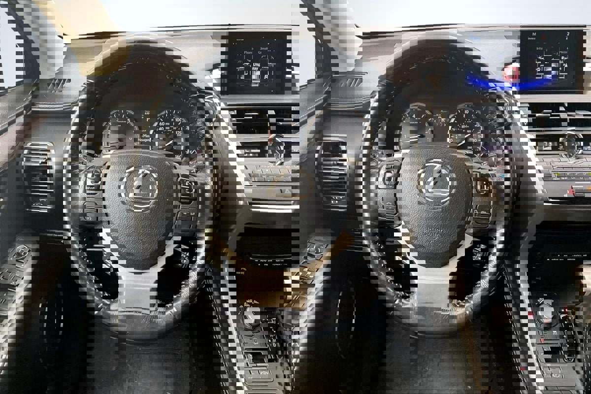 Used 2015 Lexus NX 200t F Sport image 5