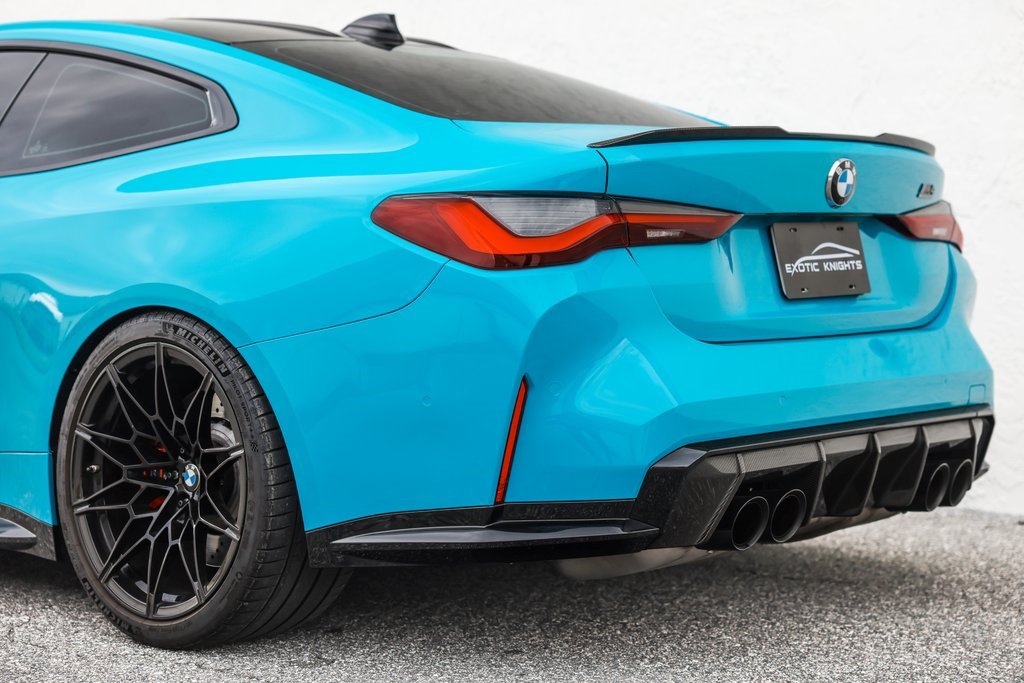 Used 2022 BMW M4 Competition w/ M Carbon Exterior Package image 18