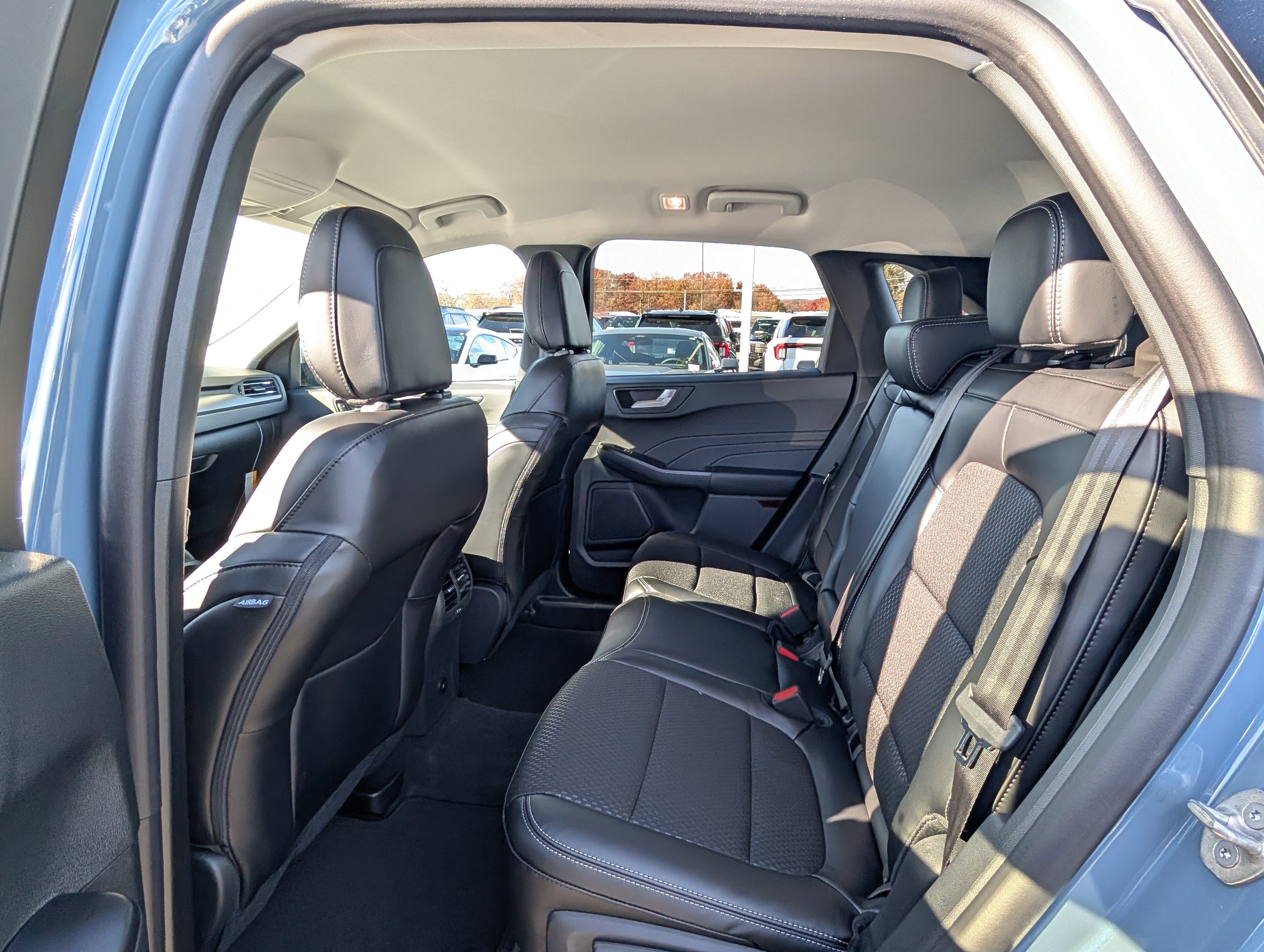 New 2026 Ford Escape SE image 10