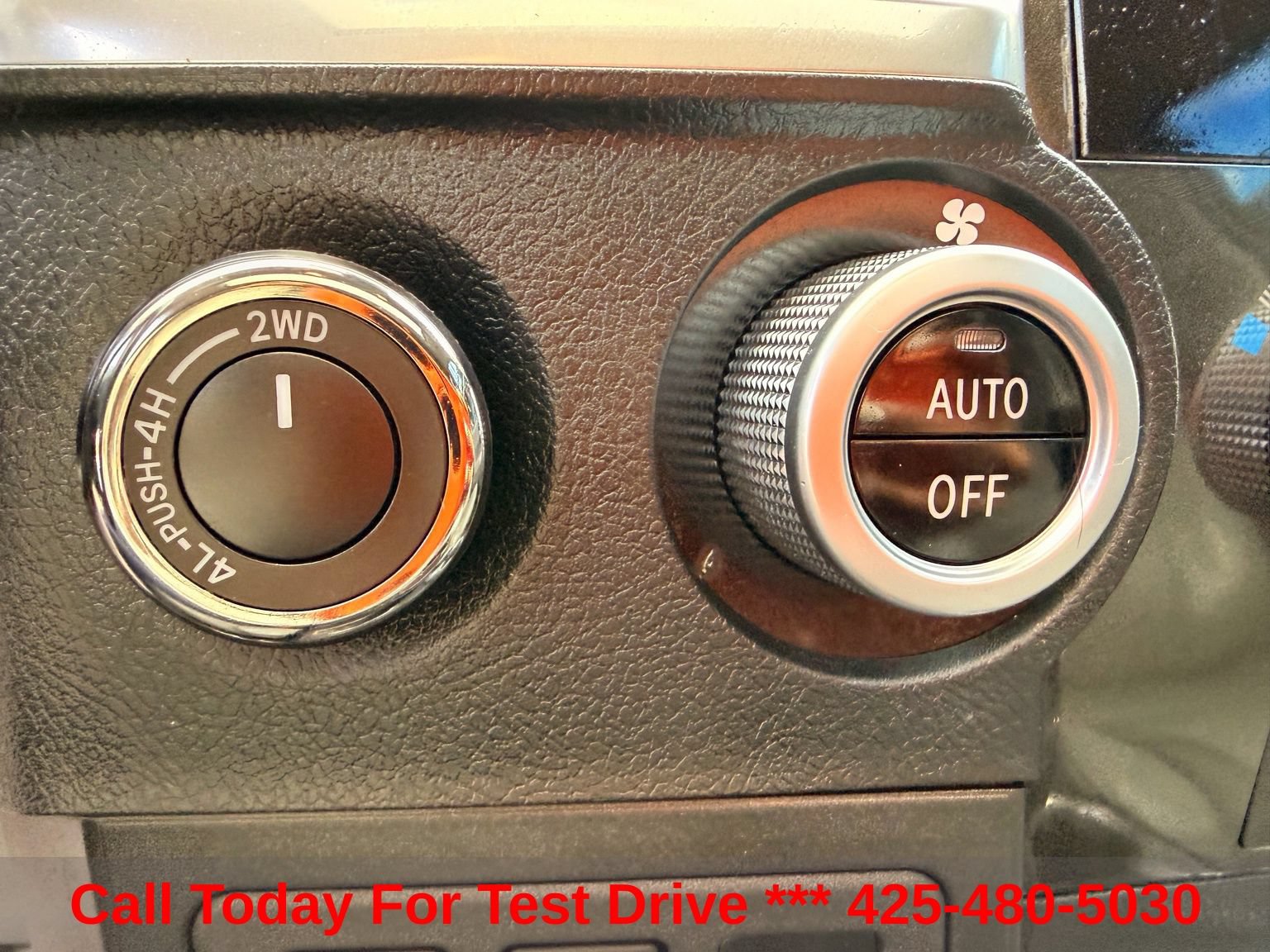 Used 2020 Toyota Sequoia Limited w/ Safety & Convenience Package AWD/4WD image 30