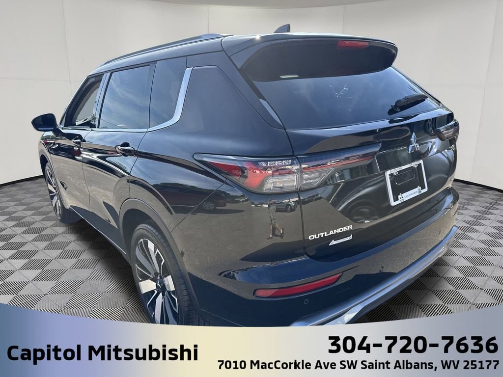New 2025 Mitsubishi Outlander SEL image 7
