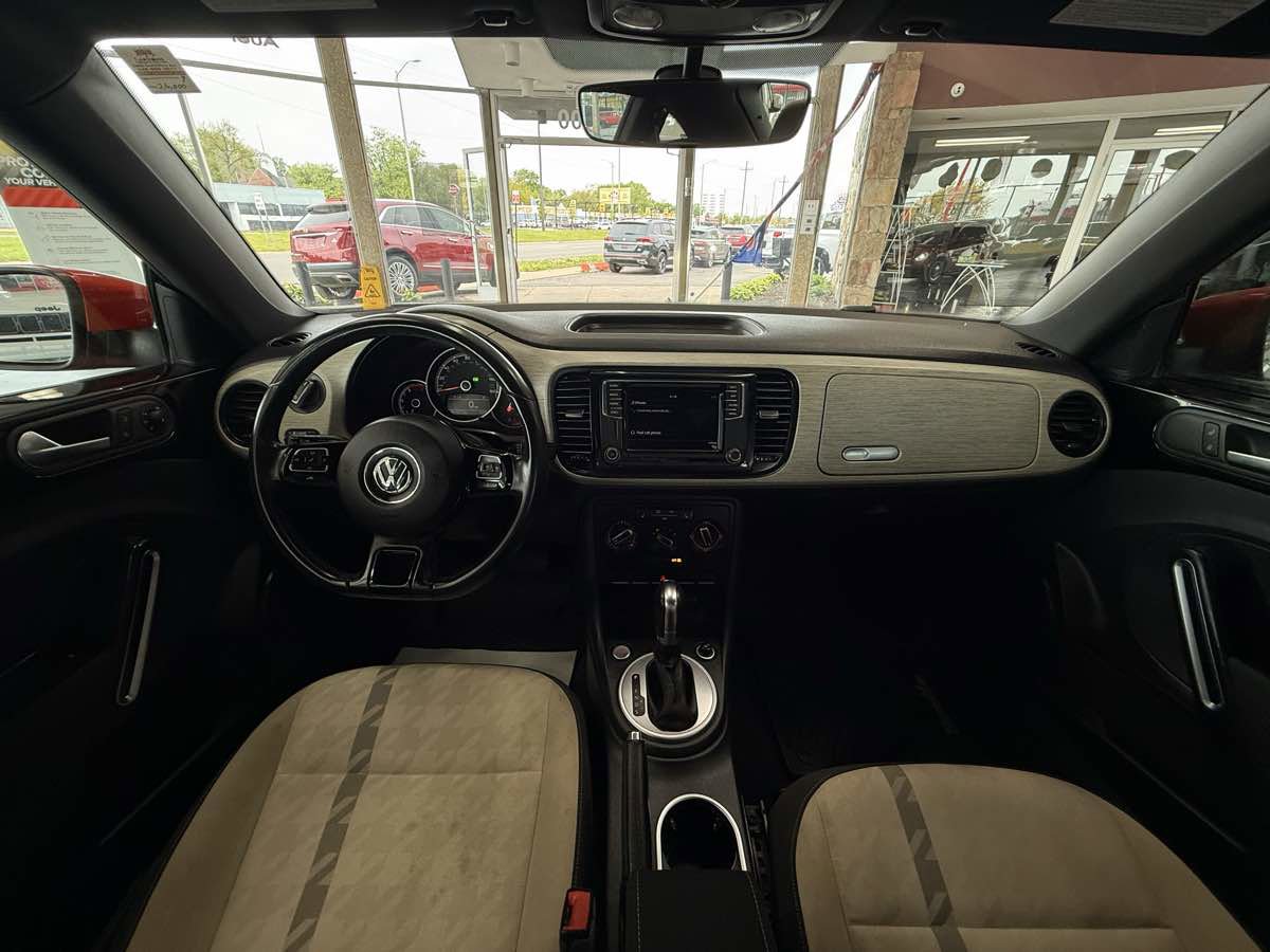 Used 2018 Volkswagen Beetle 2.0T Coast w/ Coast Lighting Package FWD image 54