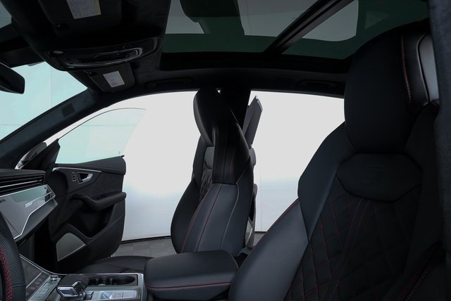 New 2026 Audi SQ8 Prestige image 5