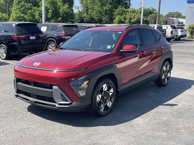 Certified 2025 Hyundai Kona SEL FWD image 3