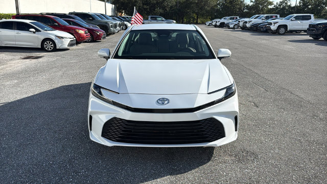 Used 2025 Toyota Camry LE w/ Convenience Package FWD image 2