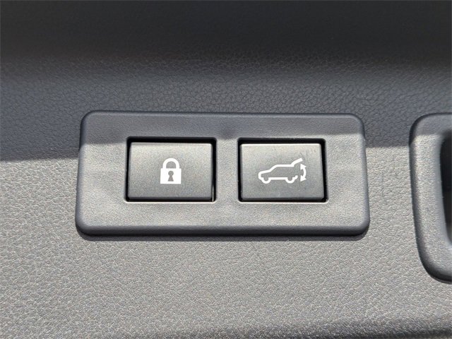 Used 2025 Subaru Forester Limited w/ Popular Package image 29