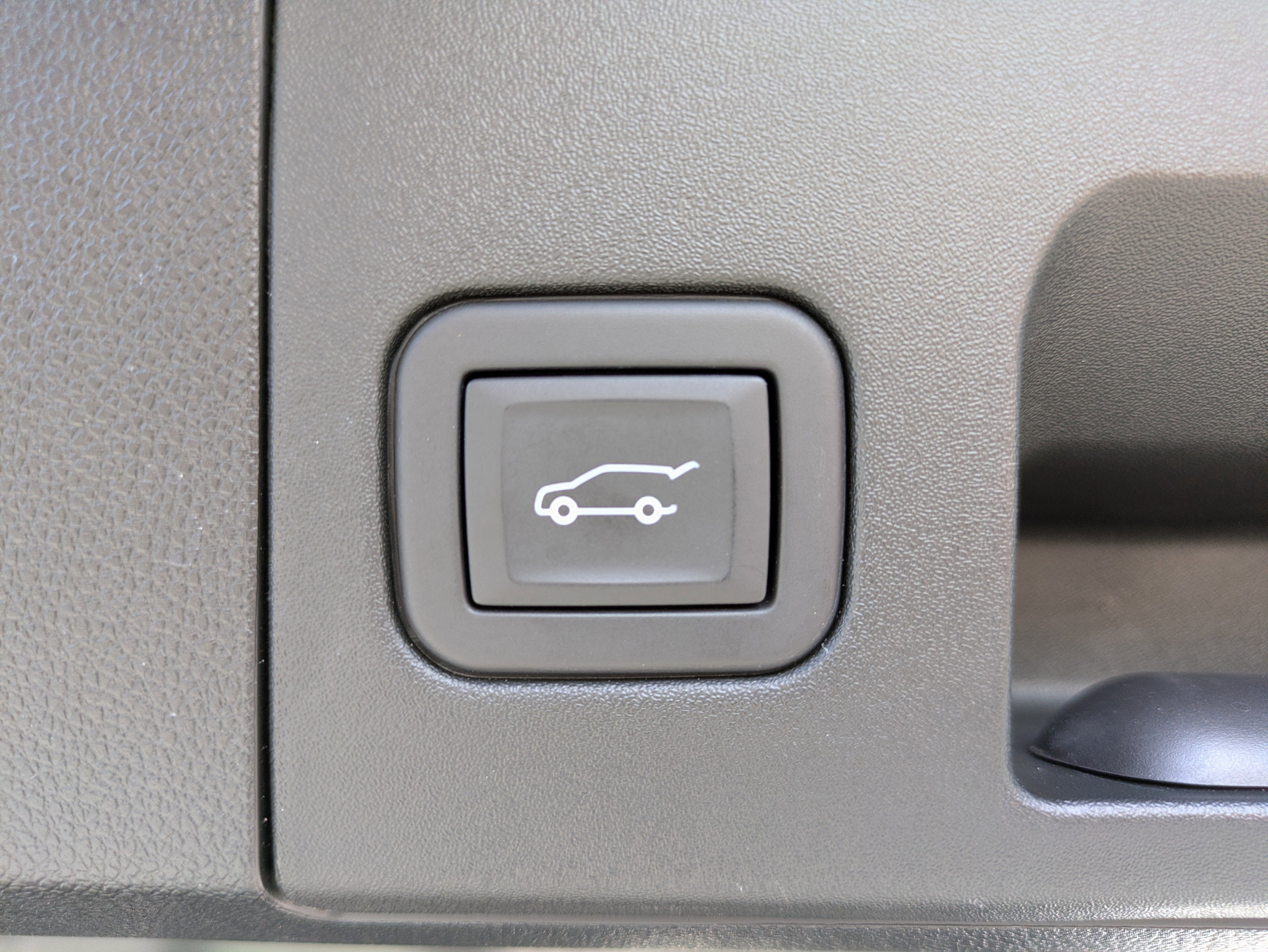 Certified 2024 Cadillac XT4 Sport FWD image 12
