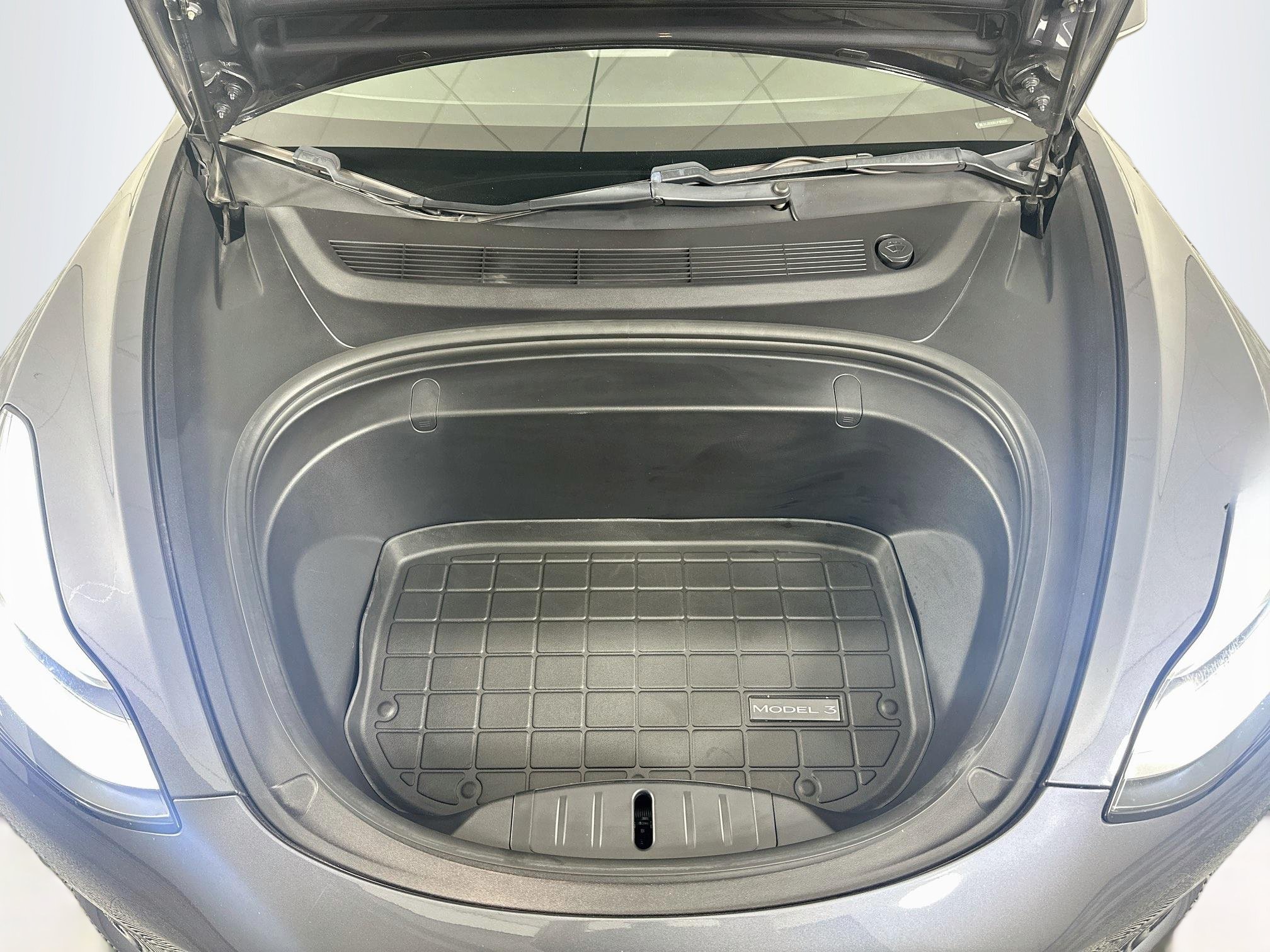 Used 2018 Tesla Model 3 Long Range AWD/4WD image 34