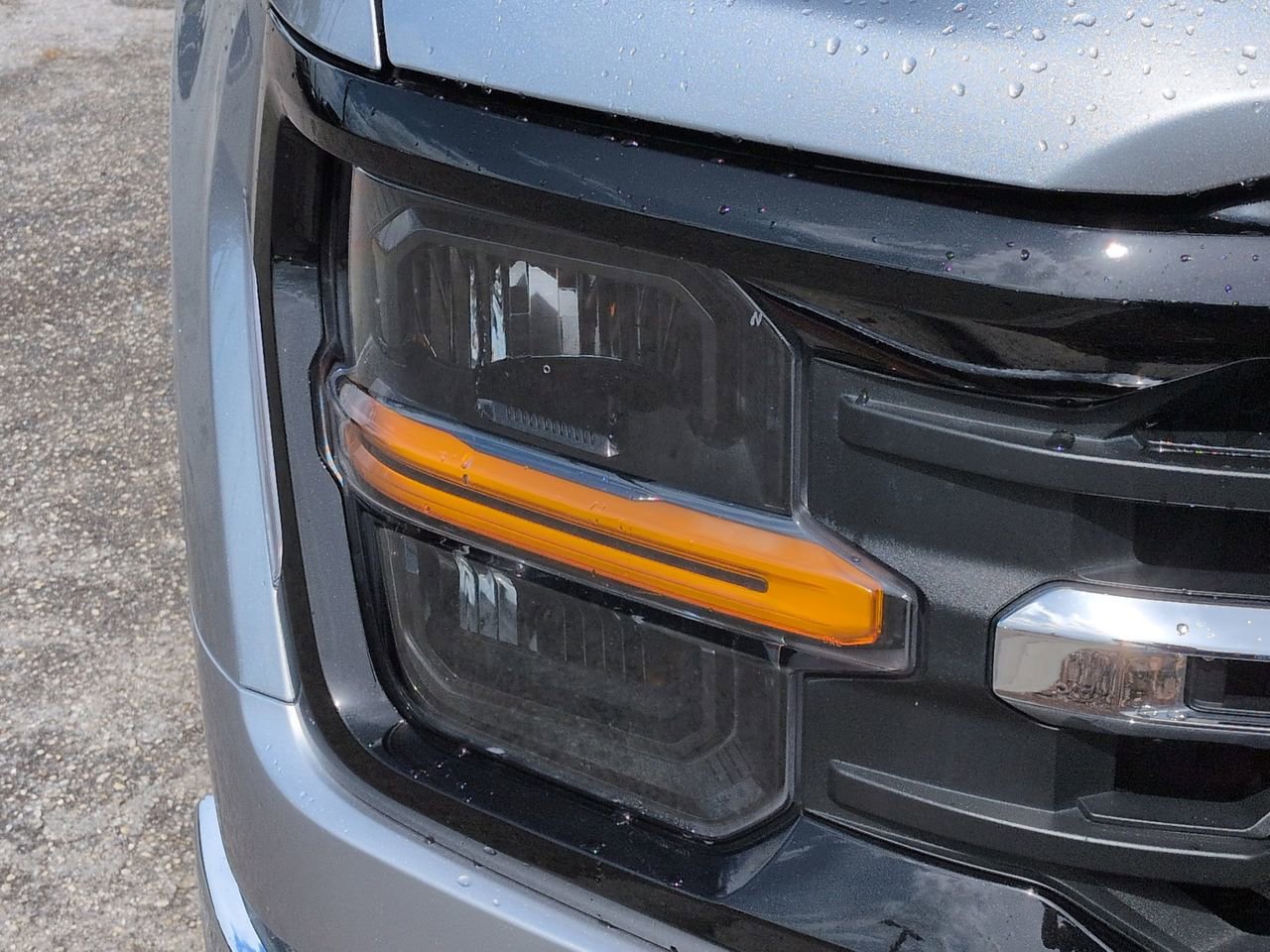 Used 2025 Ford F150 XLT w/ Equipment Group 301A Standard image 10