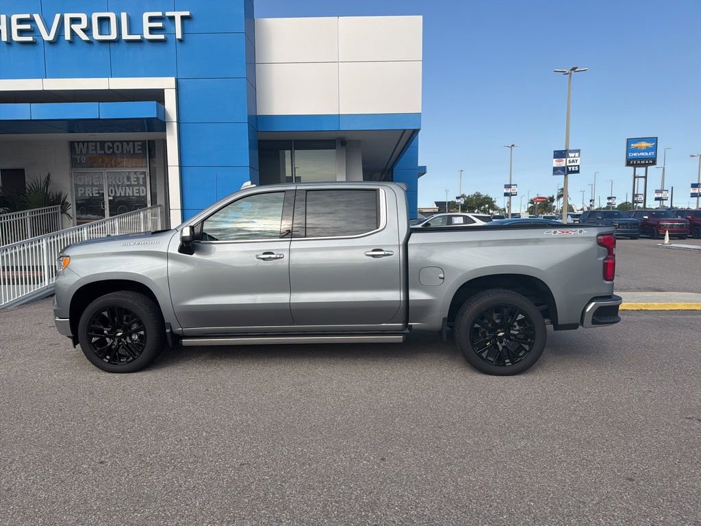 Used 2023 Chevrolet Silverado 1500 LTZ w/ Technology Package image 7