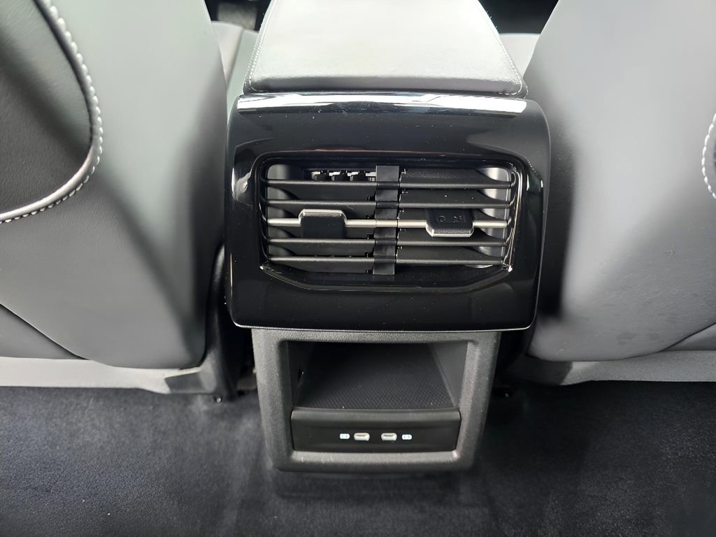Used 2023 Volkswagen ID.4 Pro S AWD/4WD image 11