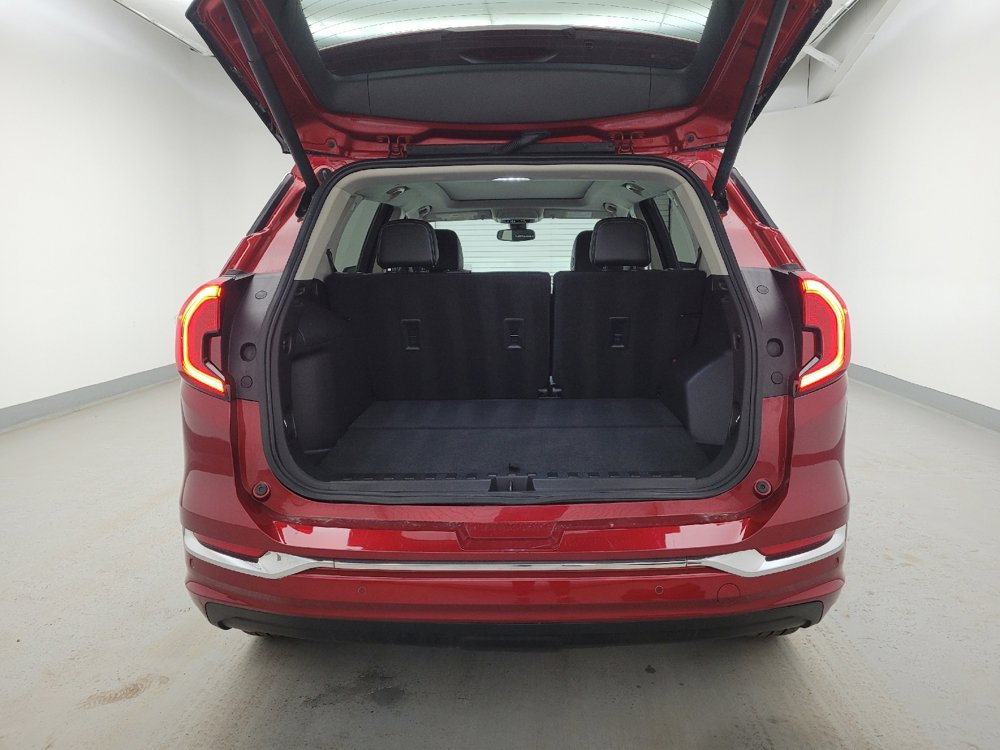 Used 2022 GMC Terrain Denali w/ Denali Premium Package image 29