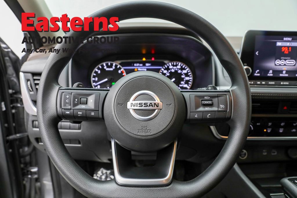 Used 2021 Nissan Rogue S image 10