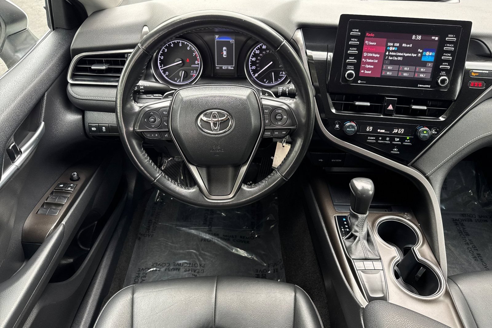 Used 2023 Toyota Camry SE FWD image 16