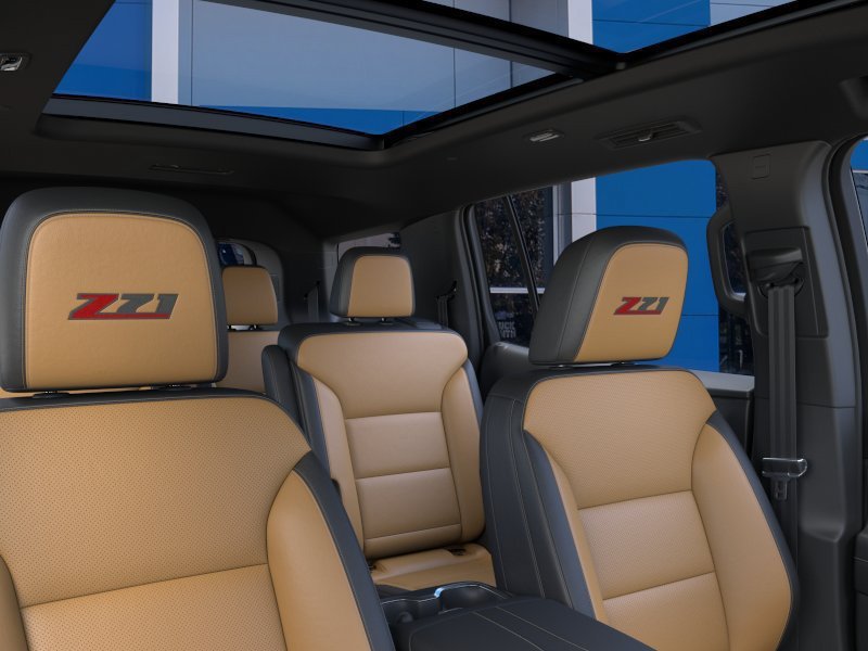 New 2027 Chevrolet Traverse Z71 w/ Enhanced Driving Package AWD/4WD image 24
